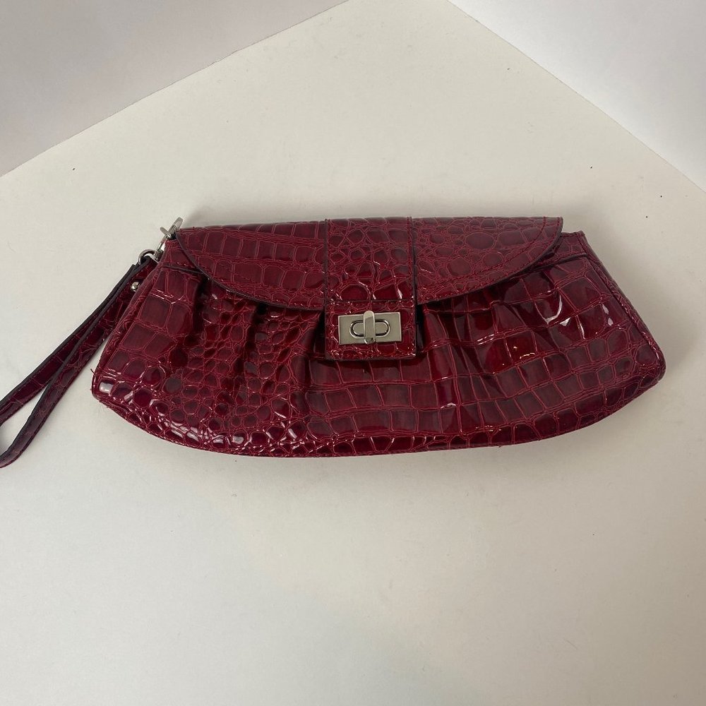 Red Clutch Reptile Pattern with Wrist Strap